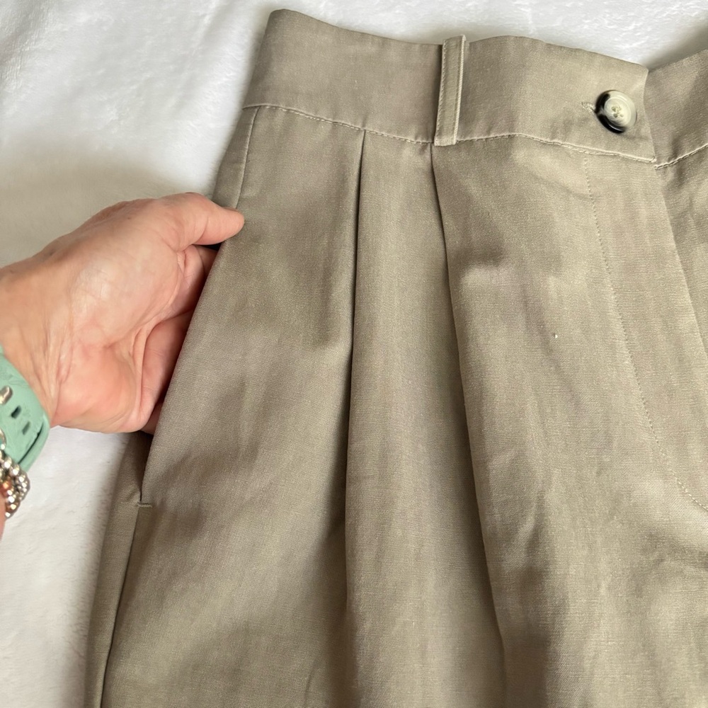 ZARA High Waisted Pleated Carrot Leg Cropped Trousers--NWT--S - Picture 3 of 16
